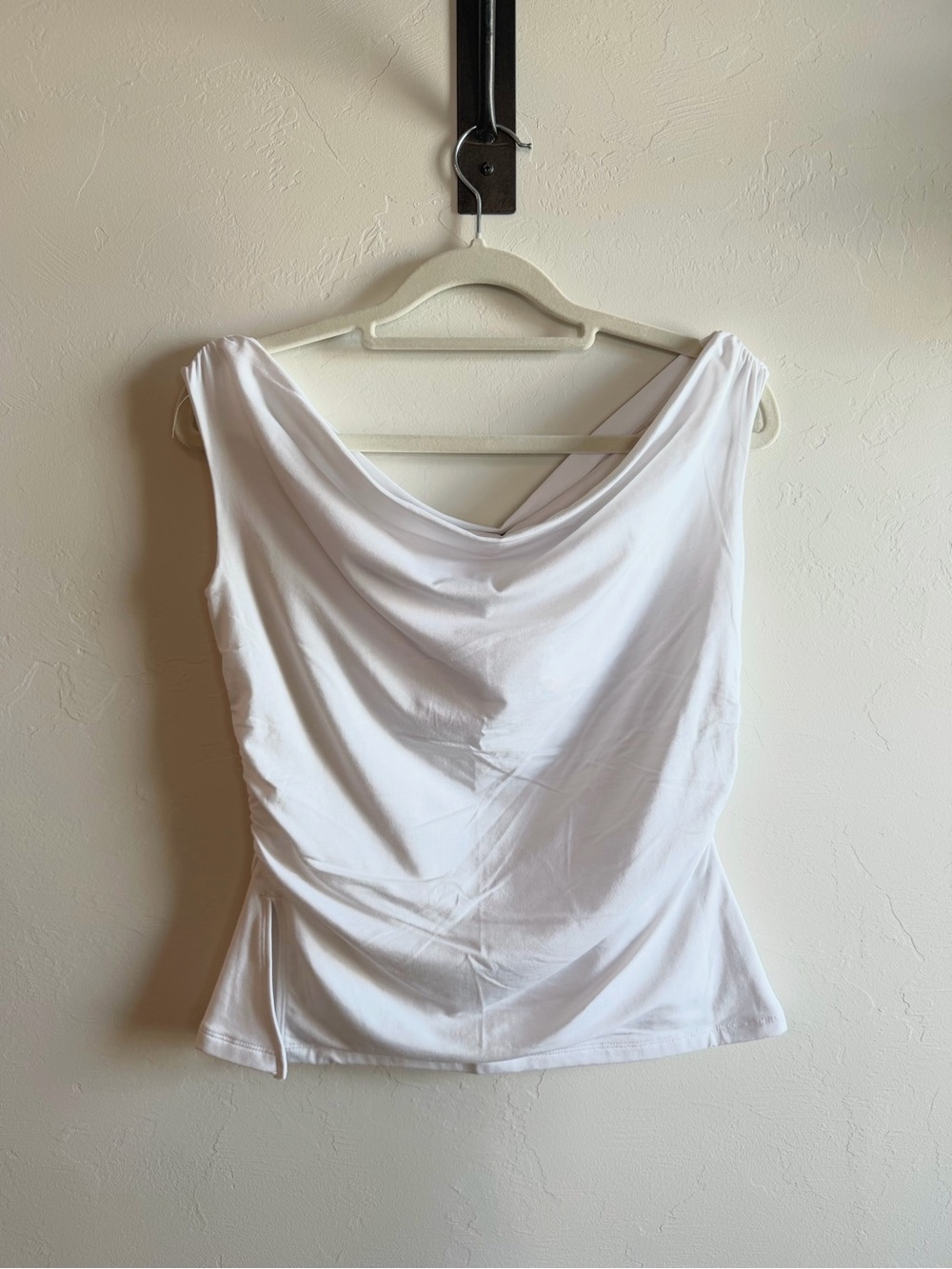 Abercrombie & Fitch Off-The-Shoulder Top